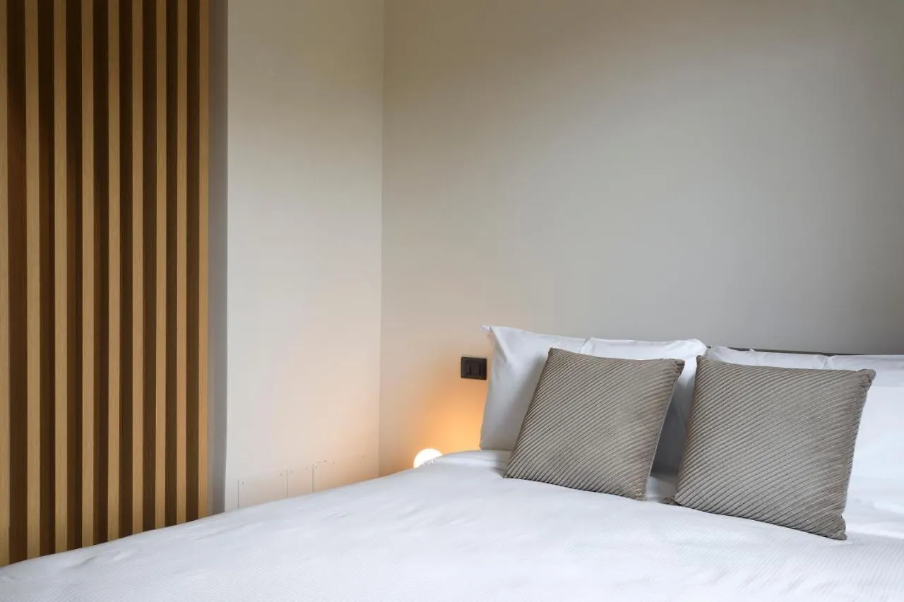 Ollen Apartments Catania Aparthotel
