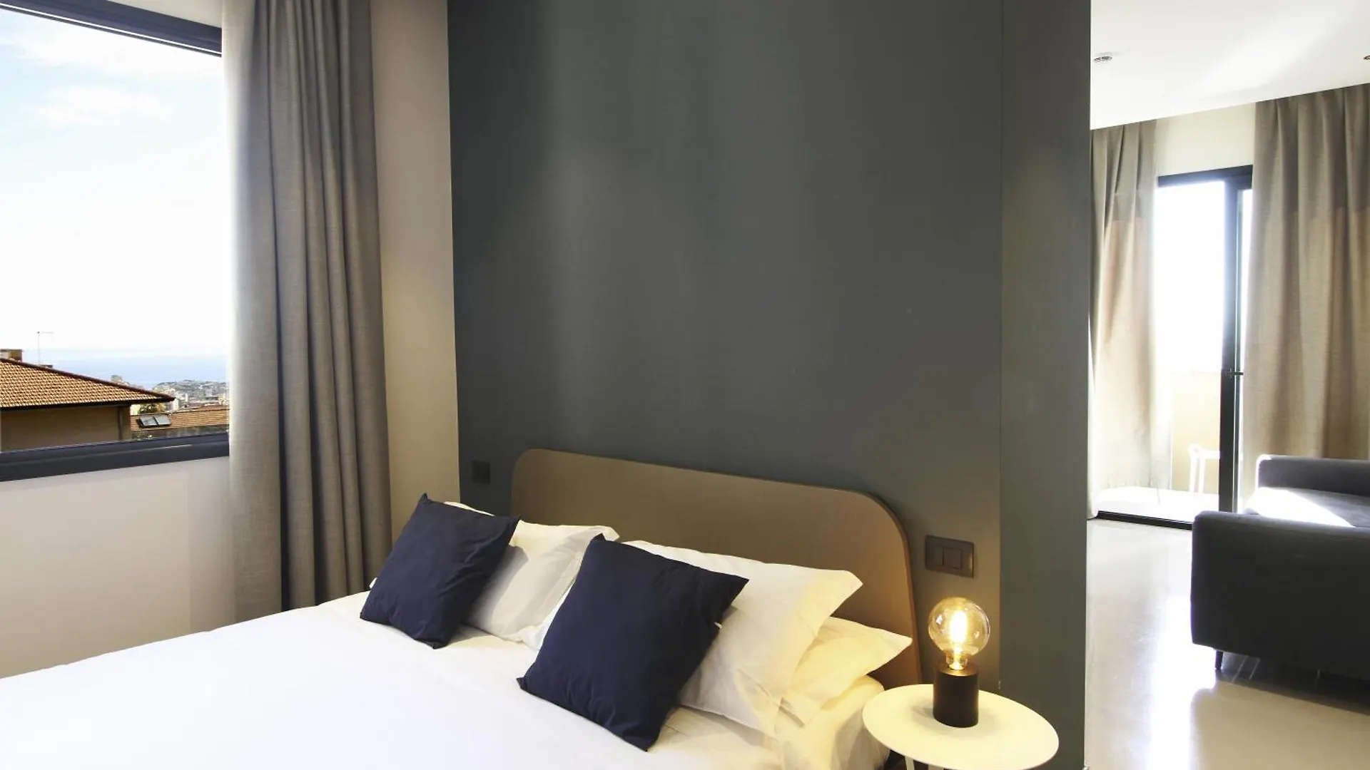 Ollen Apartments Catania 3*,