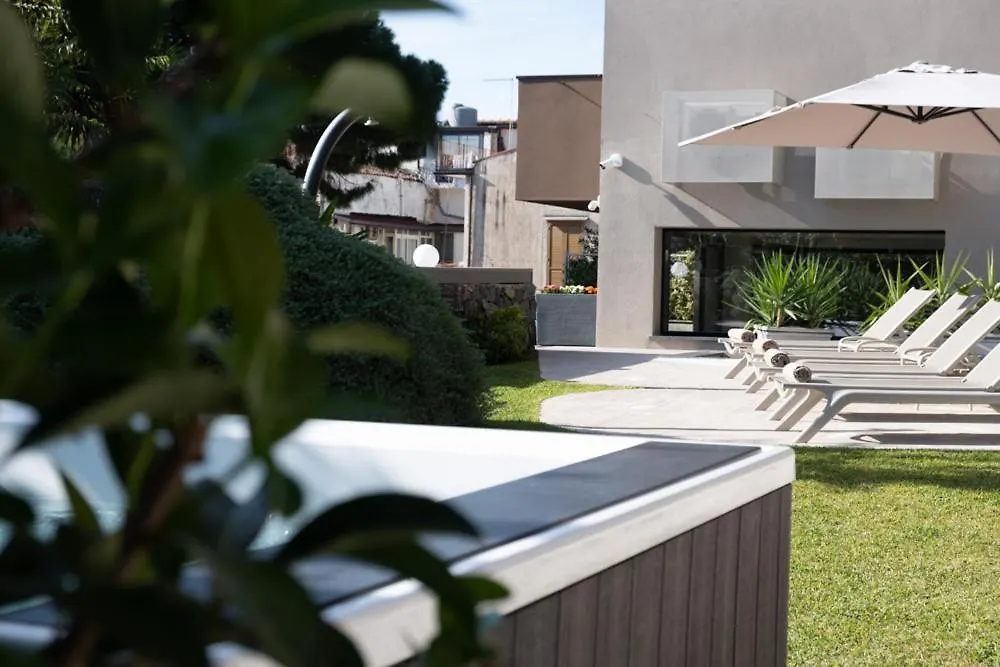 Ollen Apartments Catania 4*,  Italy
