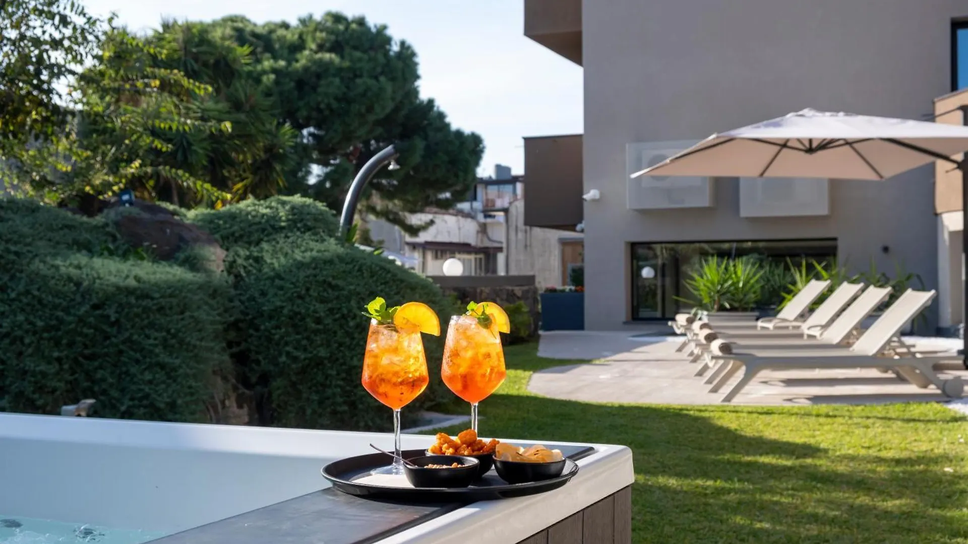 **** Apartahotel Ollen Apartments CTA Italia